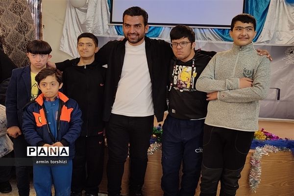 اردوی یک روزه به‌مناسبت بزرگداشت روز جهانی معلولین  در مدرسه گرجستانی