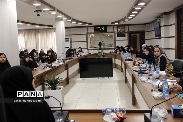 اجرای برنامه «دیده‌بان قانون اساسی» ‌ویژه اعضای مجلس دانش‌آموزی