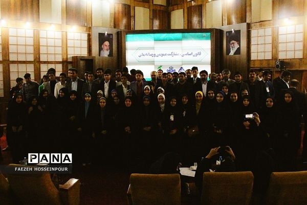 بازدید اعضای مجلس دانش‌آموزی از صداوسیما‌