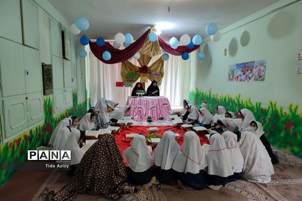 برگزاری محفل انس با قرآن در مدارس شهرستان فعال