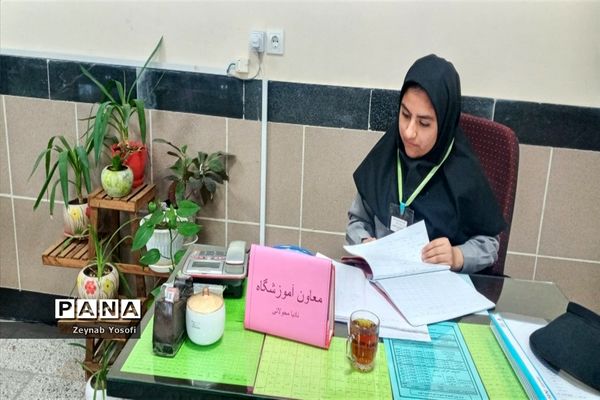 اجرای طرح مدام در دبیرستان نمونه دولتی امام رضا (ع) و فرزانگان