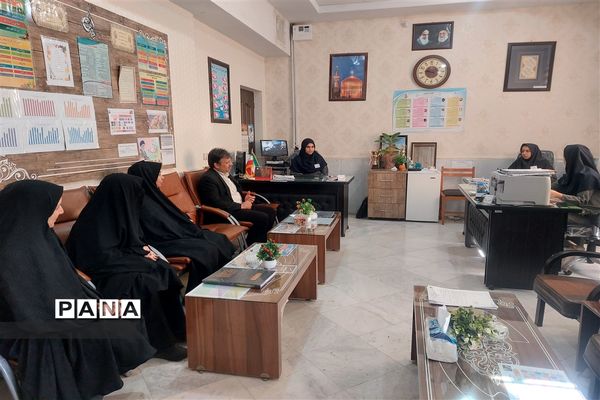 اجرای طرح مدام در دبیرستان نمونه دولتی امام رضا (ع) و فرزانگان