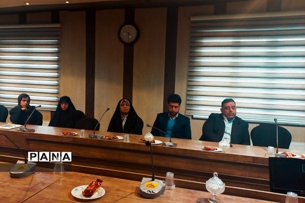 به مناسبت روز دانشجو از نو دانشجویان  منطقه دماوند تقدیر شد