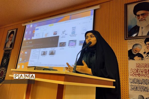 ‌تجلیل از دانشجو‌معلمان دانشگاه فرهنگیان در صفادشت