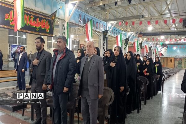 گلباران مزار شهدا به‌مناسبت گرامیداشت هفته مدارس و مراکز غیر دولتی  در شهرستان ملارد