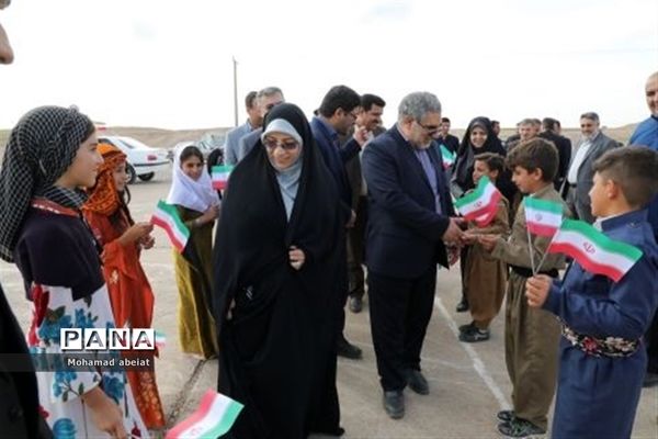 بازدید معاون آموزش ابتدایی وزارت آموزش و پرورش از مدارس عشایری خوزستان