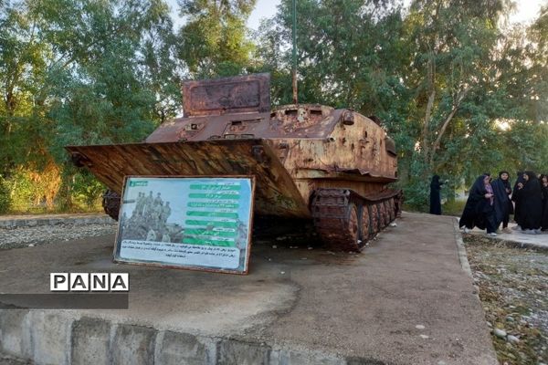 اعزام دانش‌آموزان دختر به اردوی راهیان نور