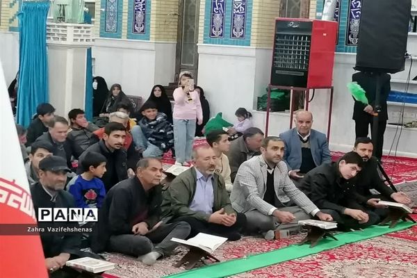 ‌برگزاری محفل انس با قرآن کریم در جوار امامزاده حمزه الرضا (ع) شهرستان شیروان