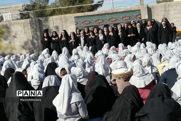 مراسم گرامیداشت شهادت حضرت فاطمه زهرا (س) در دبستان خدیجه کبری ابرکوه