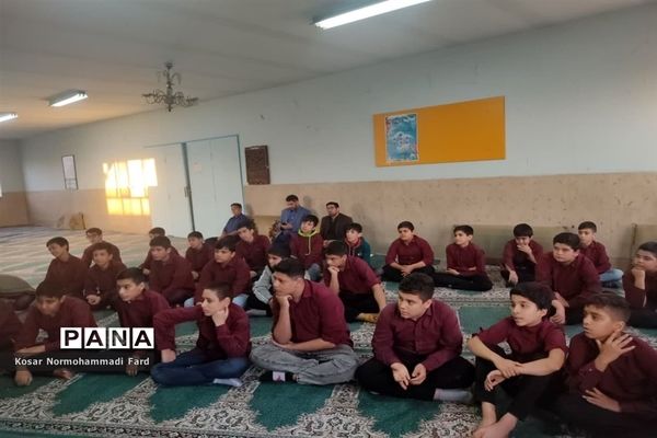 برگزاری زنگ گفت‌وگو در واحدهای آموزشی اسلامشهر