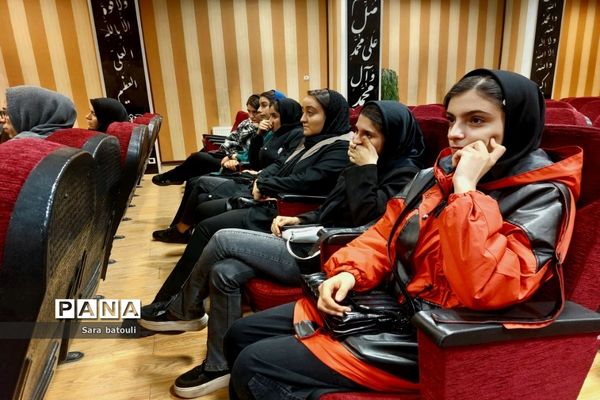 برگزاری همایش مشاوره دانش‌آموزان ‌در منطقه ۱۸