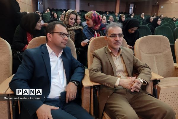 انتخابات روسای انجمن اولیا و مربیان ناحیه یک شیراز