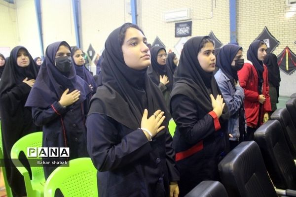 دانش‌آموزان بوشهری با شهید گمنام وداع کردند