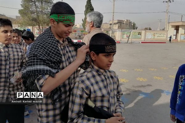 تشییع شهید گمنام در دبستان غنچه ها ولایت 2 ناحیه 3 شیراز