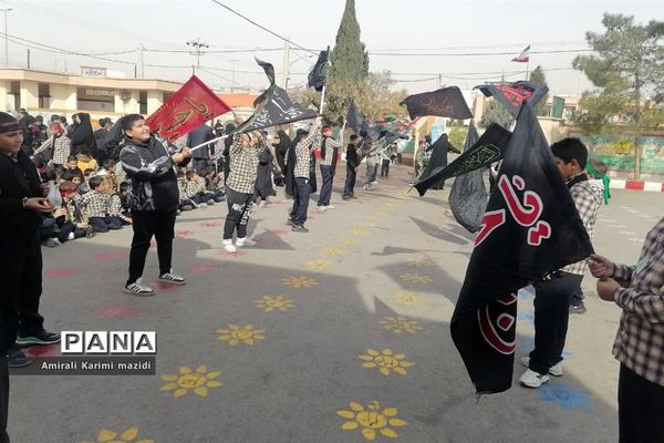 تشییع شهید گمنام در دبستان غنچه ها ولایت 2 ناحیه 3 شیراز