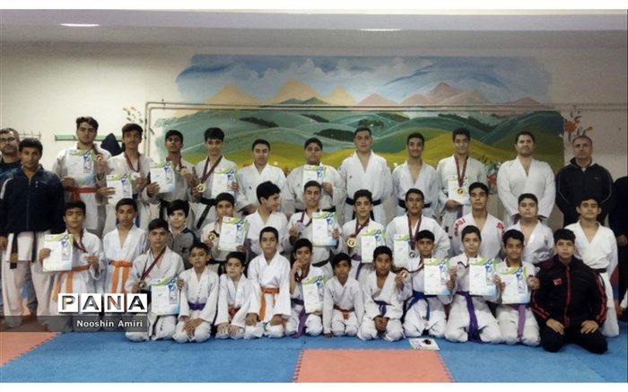 کسب ۳۵ مدال توسط کاراته کاران استان گلستان در مسابقات قهرمانی کشور