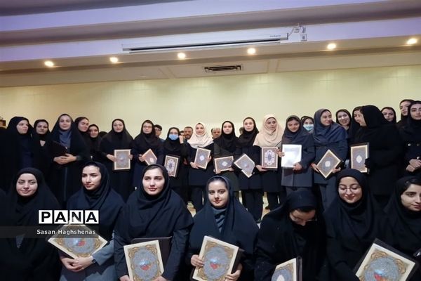 مراسم تقدیر ازدانشجویان دانشگاه فرهنگیان اسلامشهر