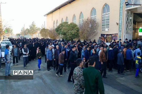تشییع پیکر شهید گمنام در روستای گردکوه مهریز