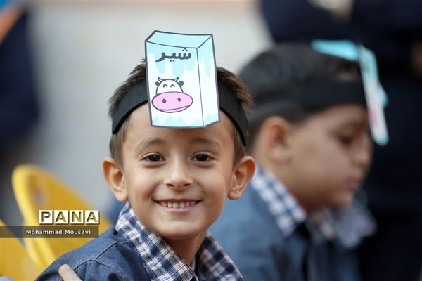 آغاز توزیع شیر در مدارس شهر تهران