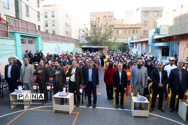 آغاز توزیع شیر در مدارس شهر تهران