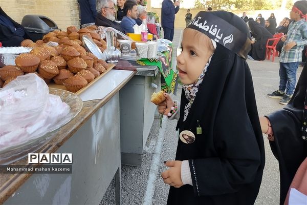 مراسم تشییع شهدای گمنام در دبیرستان امیرکبیر ناحیه یک شیراز