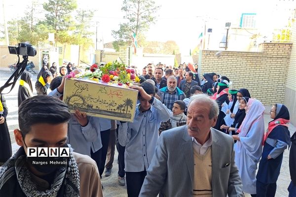 استقبال مردم شهر سورمق از پیکر مطهر شهید گمنام