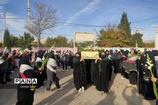 آیین استقبال و تشییع شهید گمنام در مدارس شهرستان سروستان