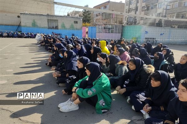 مسابقه داژبال در مدرسه عطیه ۲ شهرستان ملارد