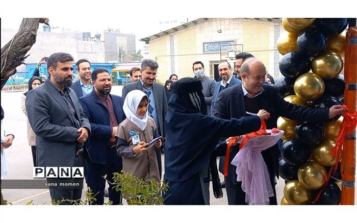 افتتاحیه آزمایشگاه و کارگاه فناوری در دبیرستان فرزانگان ۲ مشهد/فیلم