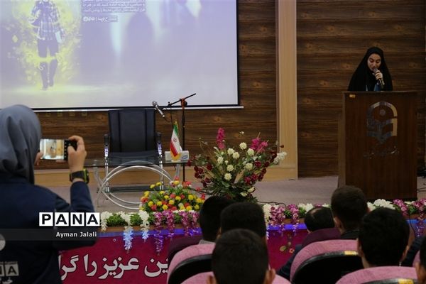نشست نخبگان نوجوان خوزستان با معاون جوانان وزیر ورزش
