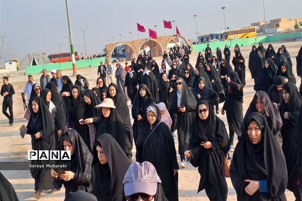 بازدید کاروان فرهنگیان راهیان نور شهرستان شیروان از مناطق جنگی جنوب