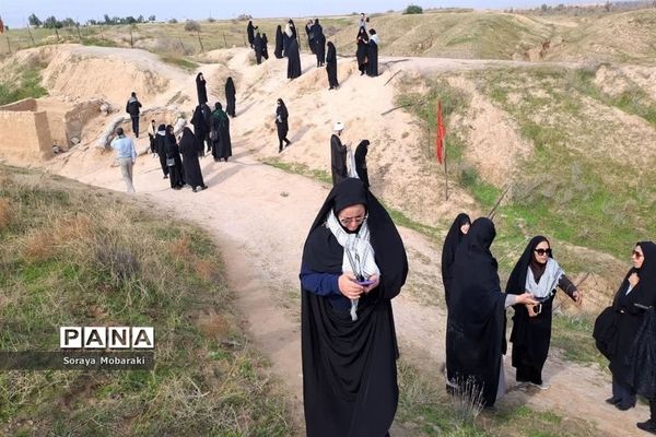 بازدید کاروان فرهنگیان راهیان نور شهرستان شیروان از مناطق جنگی جنوب