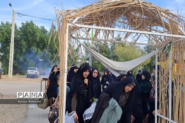 بازدید کاروان فرهنگیان راهیان نور شهرستان شیروان از مناطق جنگی جنوب