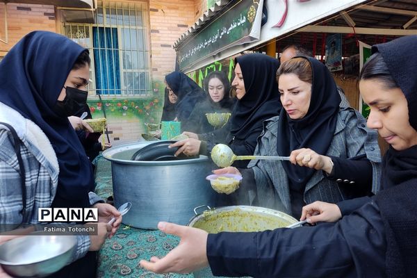 برگزاری مراسم شهادت حضرت زهرا(س) در دبیرستان دخترانه حاج علی اکبر گراشی شیراز