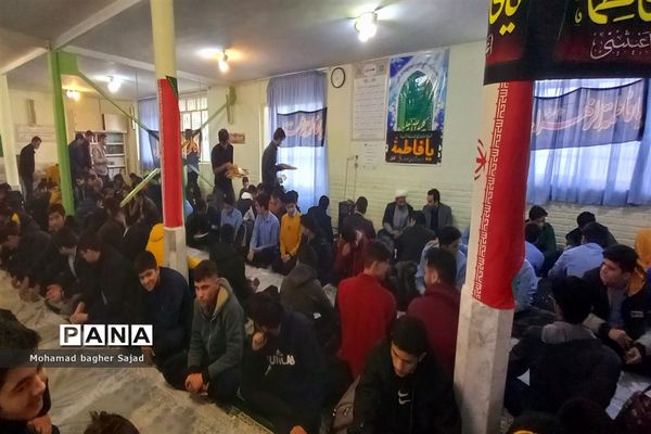 مراسم  عزاداری در دبیرستان نمونه آیت الله خامنه‌ای کاشمر