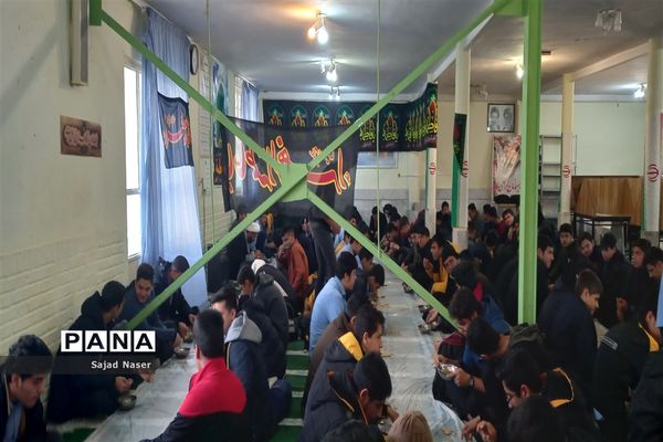 مراسم  عزاداری در دبیرستان نمونه آیت الله خامنه‌ای کاشمر