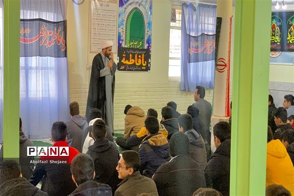 مراسم  عزاداری در دبیرستان نمونه آیت الله خامنه‌ای کاشمر