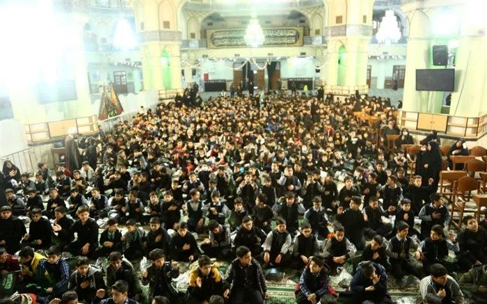 عزاداری 30 هزار نوجوان آرمانی در روز شهادت حضرت فاطمه زهرا(س)