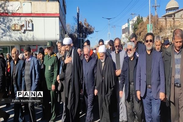 مراسم تشییع و خاکسپاری شهید گمنام در مصلی امام خامنه‌ای (ره) شهرستان شیروان