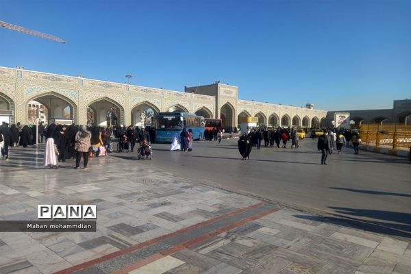 حال و هوای حرم امام رضا (ع) در روز شهادت حضرت زهرا (س)