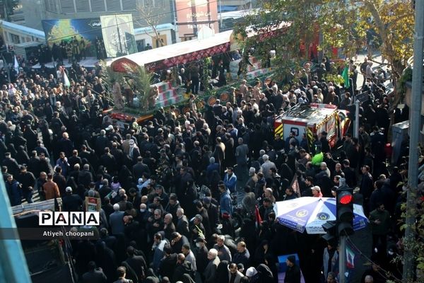آیین تشییع پیکر مطهر ۱۱۰شهید والامقام گمنام دفاع مقدس در شهر تهران