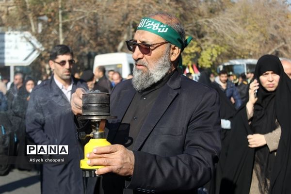 آیین تشییع پیکر مطهر ۱۱۰شهید والامقام گمنام دفاع مقدس در شهر تهران