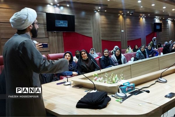 برگزاری کلاس‌های آموزشی در اردوی هفت سنگ شهرستان های استان تهران