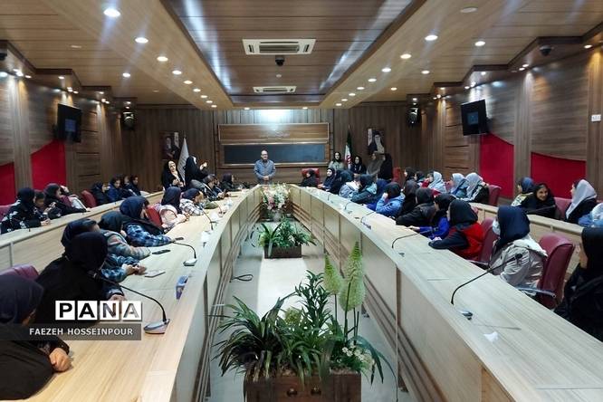 برگزاری کلاسهای آموزشی در اردوی هفت سنگ شهرستان های استان تهران