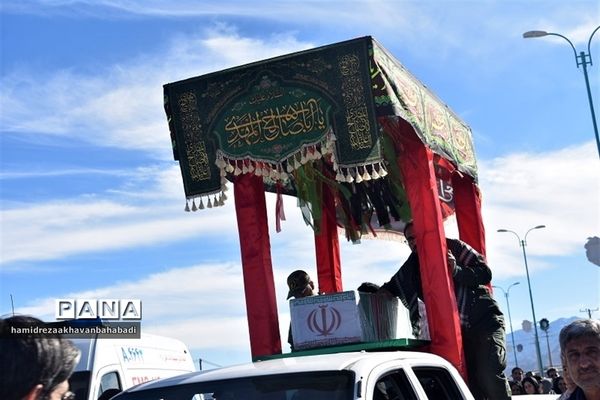 تشییع شهید گمنام در روستای احمد آباد بخش مرکزی بهاباد