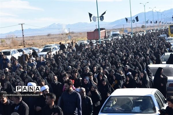 تشییع شهید گمنام در روستای احمد آباد بخش مرکزی بهاباد