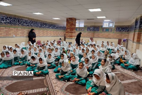 جشن یلدا در مدارس شهرستان فیروزکوه