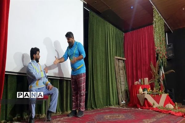 جشنواره یلدا با حضور دانش‌آموزان در کانون فرهنگی تربیتی رضوان محمودآباد