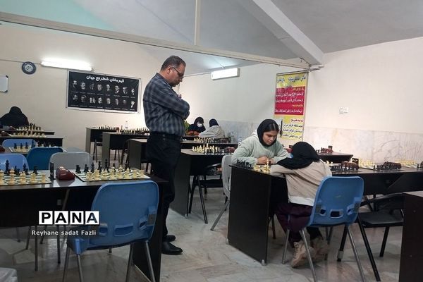 مسابقات شطرنج بین مدارس متوسطه اول شهرستان شهریار
