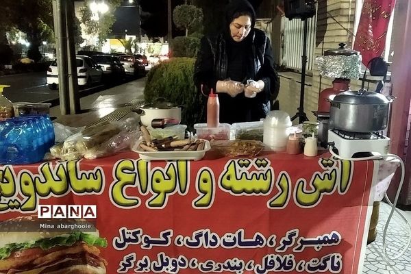 جشنواره کارآفرینی بانوان و دانش‌آموزان دختر شهرستان پیشوا به مناسبت شب یلدا